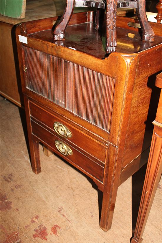 Mahogany commode